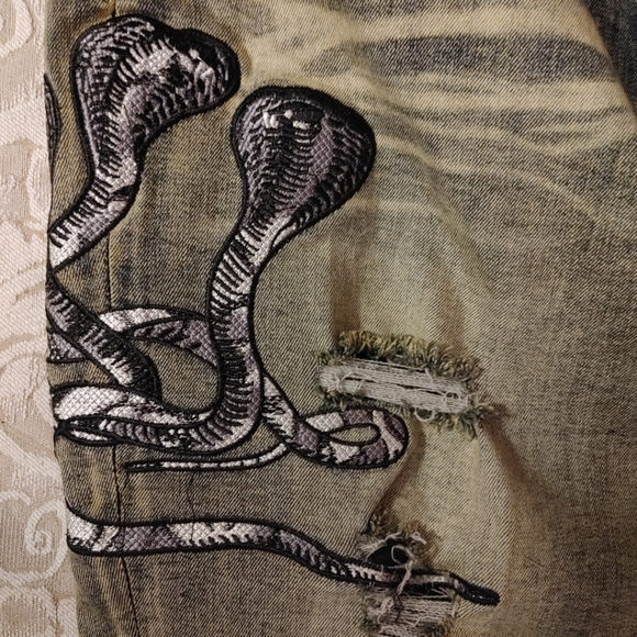 Amiri jeans perfect condition price negotiatable. Dropping price for one day 700 - Picture 8 of 9